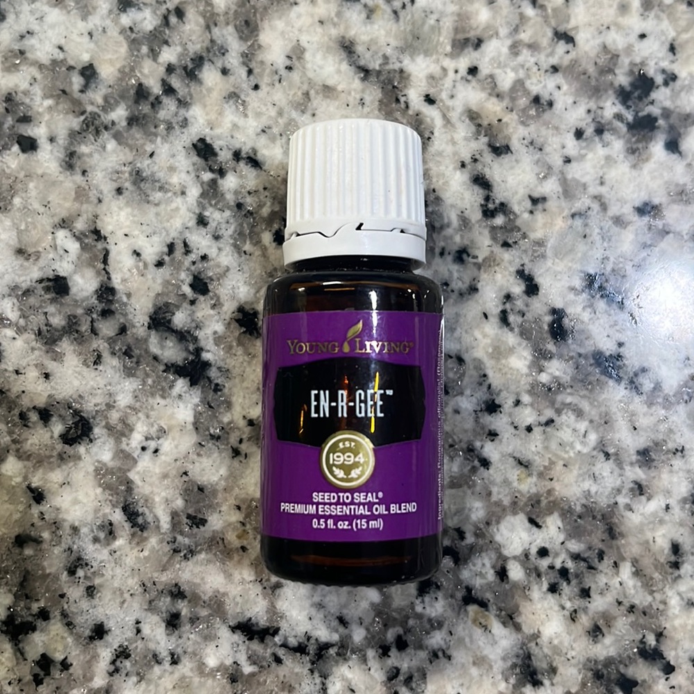 En-R-Gee Essential Oil Blend